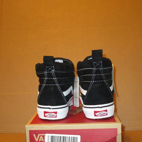 SOLD!! Vans SK8-Hi MTE (MTE) Black/True White 2 Women's 7 VN0A4BV7DX6 - Picture 4 of 11